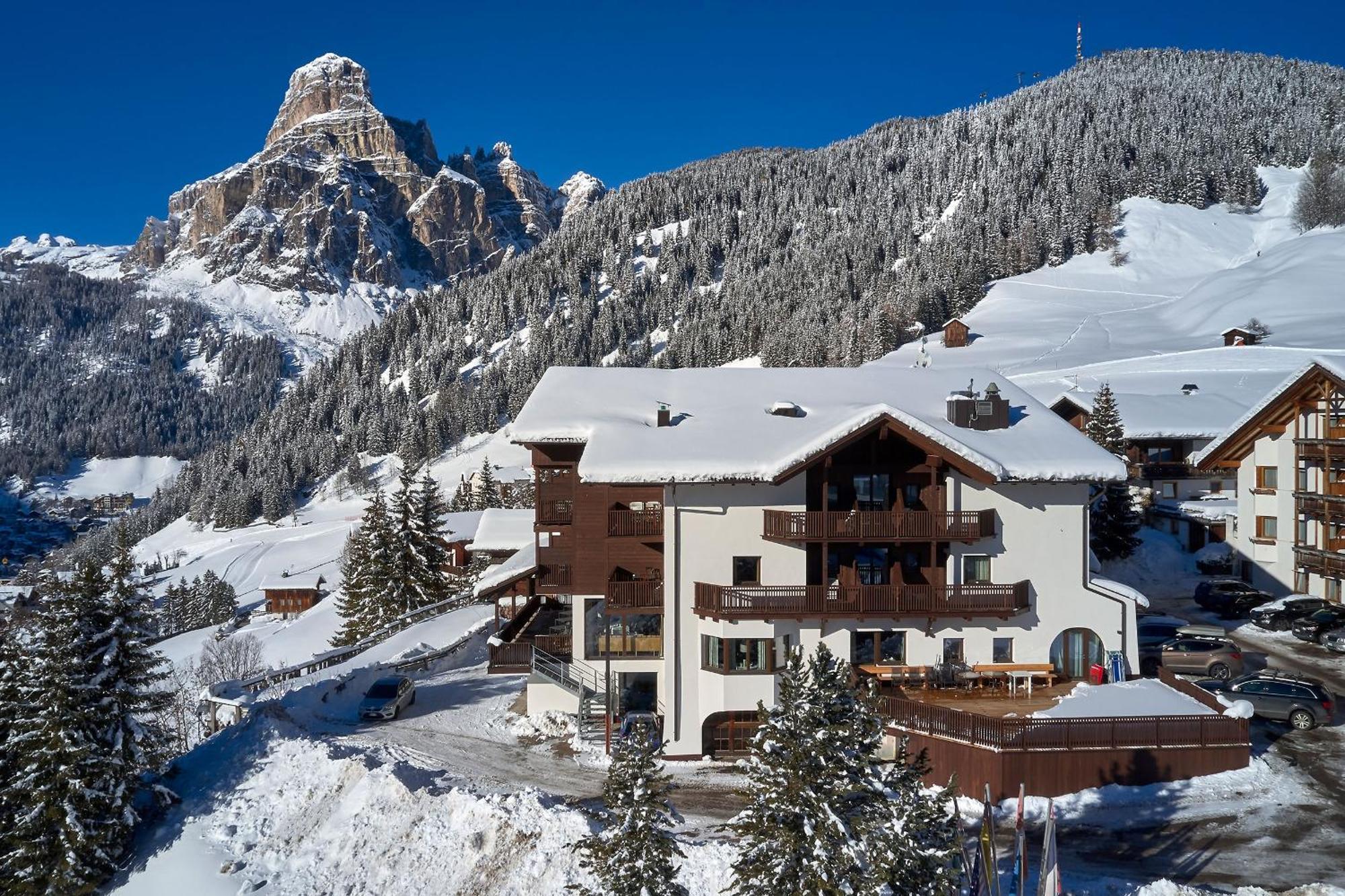 Sporthotel Panorama Corvara In Badia Exterior photo